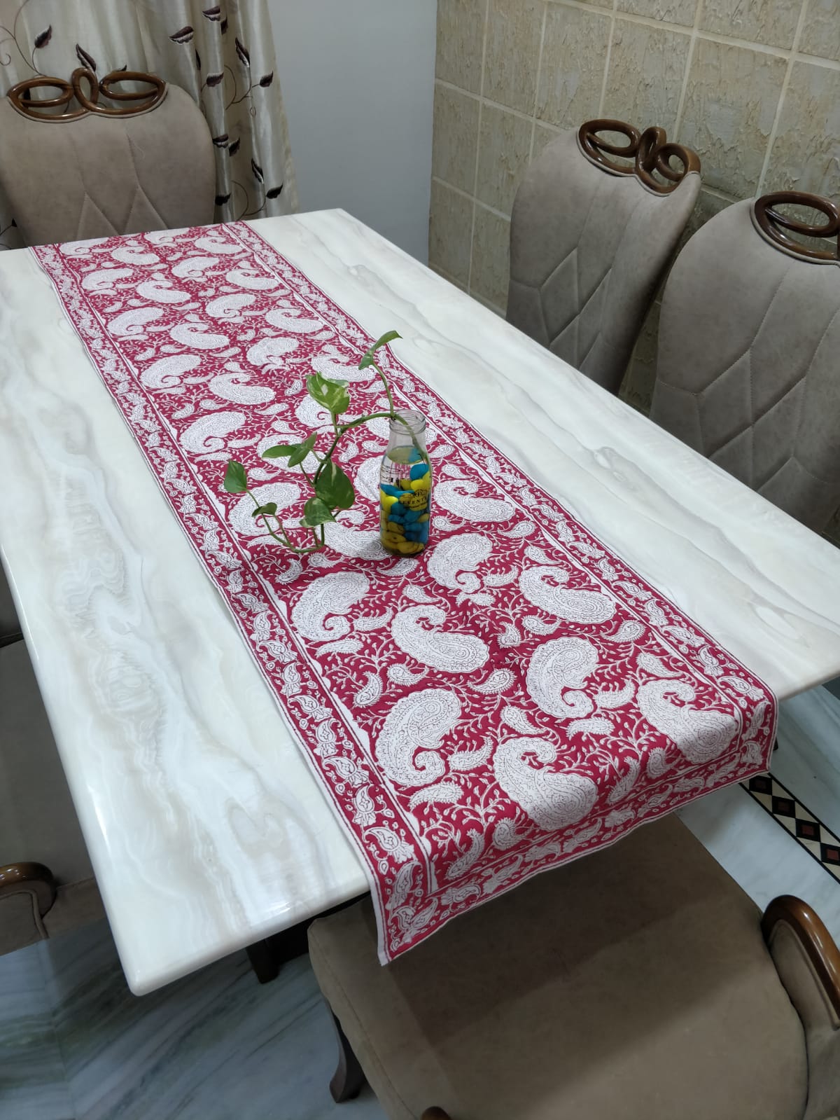 Mango Paisley Table Runner - Image 2