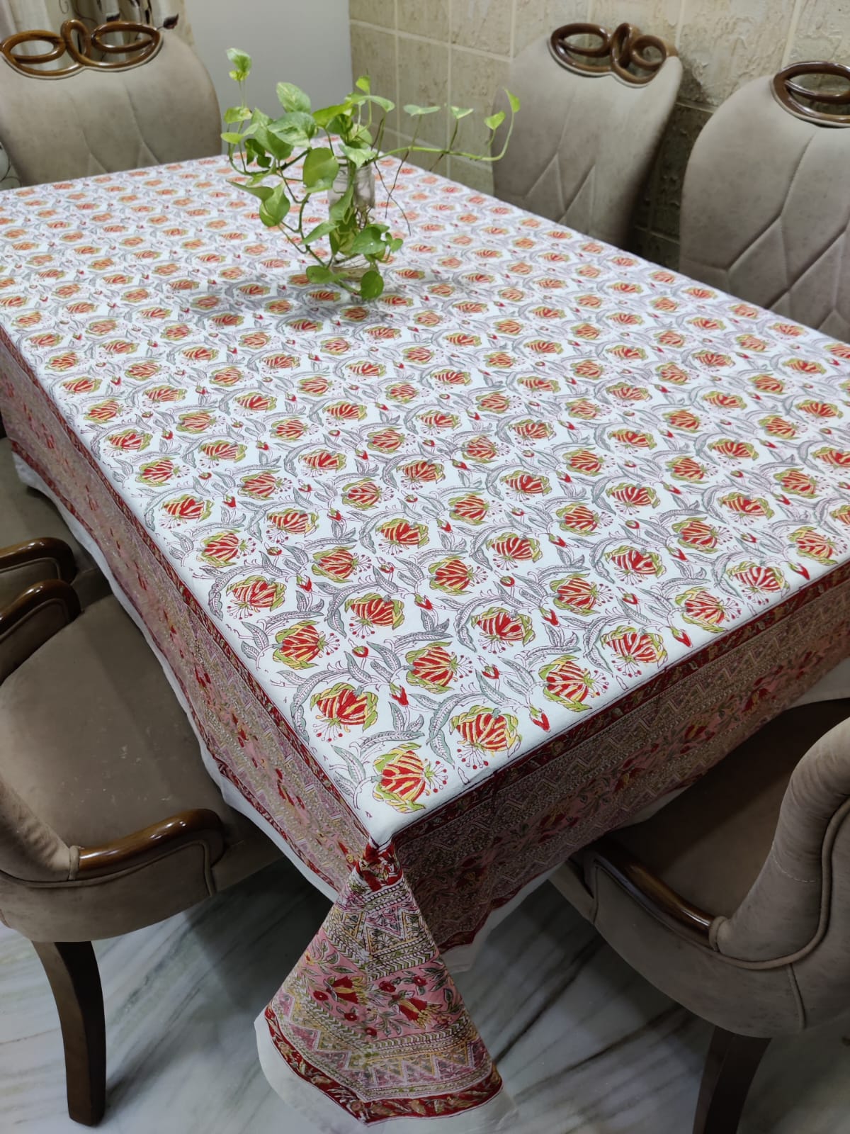 Arrow Floral Table Cloth(6 Seater Table) - Image 2