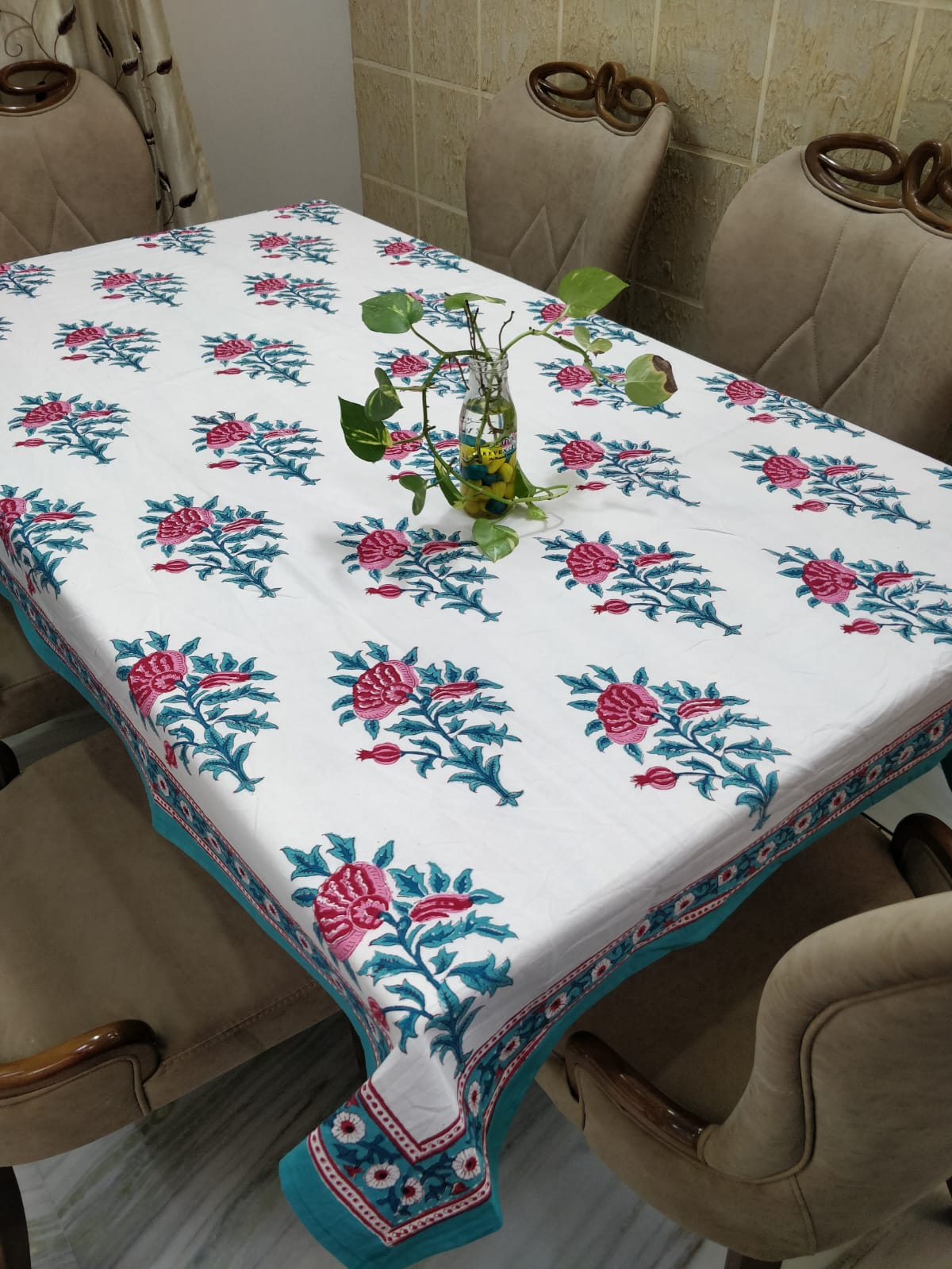 Rose Stick Table Cloth (6 Seater Table)