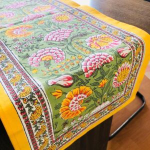 Primerose Flower Table Runner