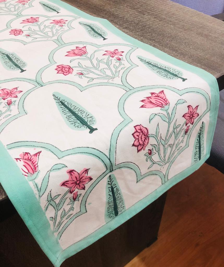 Pinecone Tree Design Table Runner - Image 3