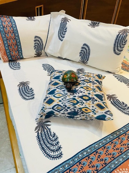 Mountain Tree DB Bedsheet’s – Queen