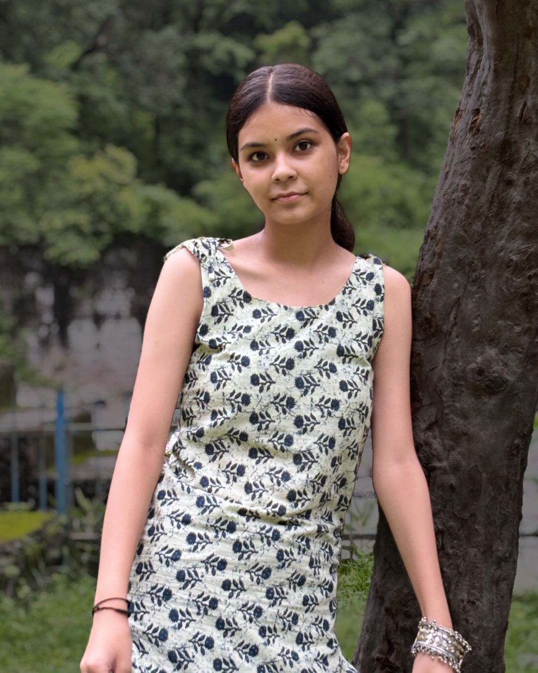 Padma - Women Floral Printed Deep Back Kurti - Image 3