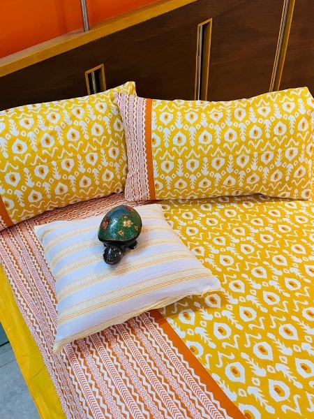 Peepal Leaf Motif DB Bedsheet's – Queen 3 Peepal Leaf Motif DB Bedsheet's – Queen - Image 2