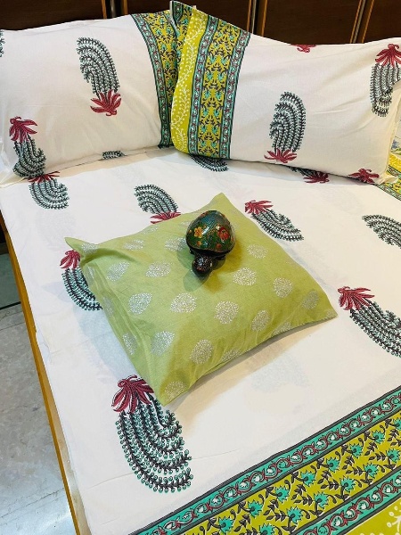 Mountain Tree DB Bedsheet’s – Queen - Image 2