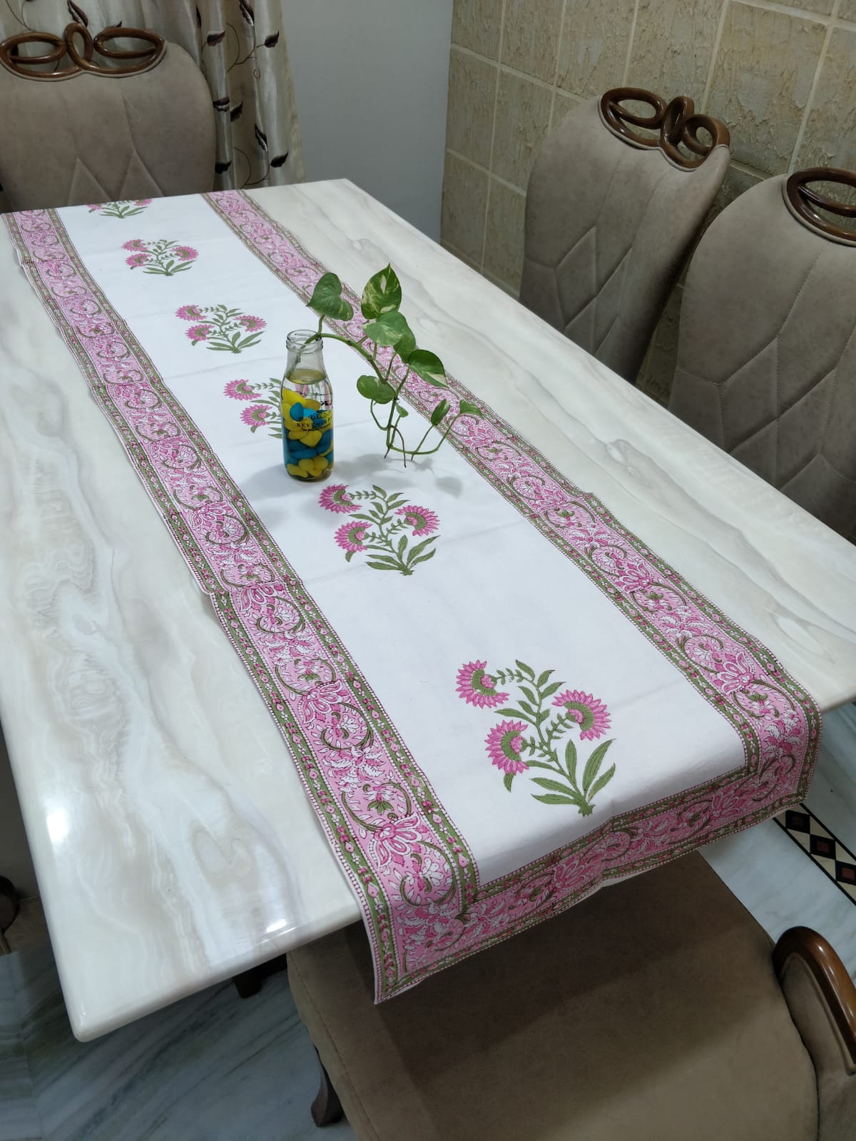 Flower Pot Design Table Runner - Image 2